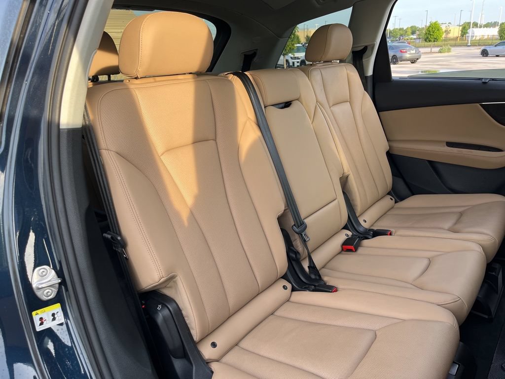 Used 2023 Audi Q7 2.0T Premium Plus AWD/4WD image 29