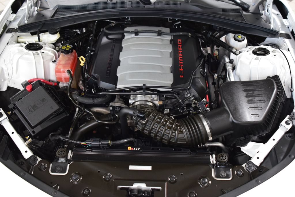Used 2021 Chevrolet Camaro SS RWD image 29