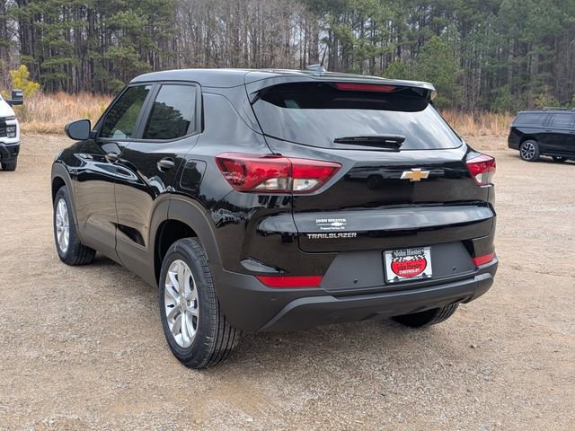 New 2026 Chevrolet TrailBlazer LS w/ LS Convenience Package FWD image 4
