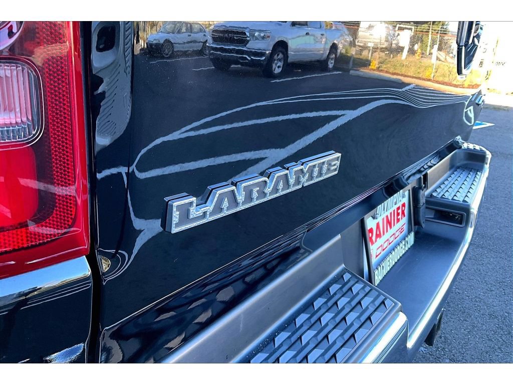 Used 2023 RAM 1500 Laramie AWD/4WD image 8