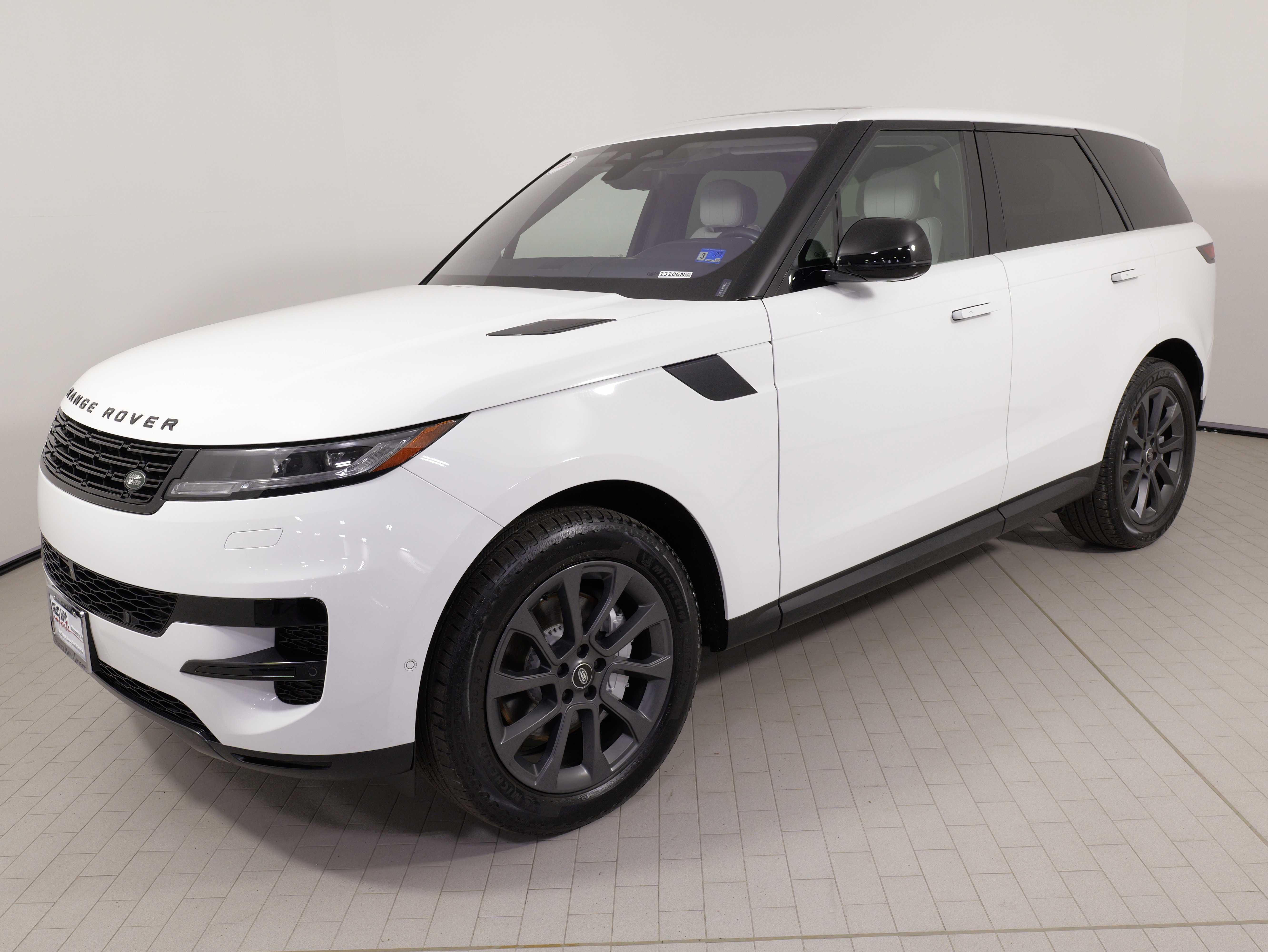 Used 2023 Land Rover Range Rover Sport SE