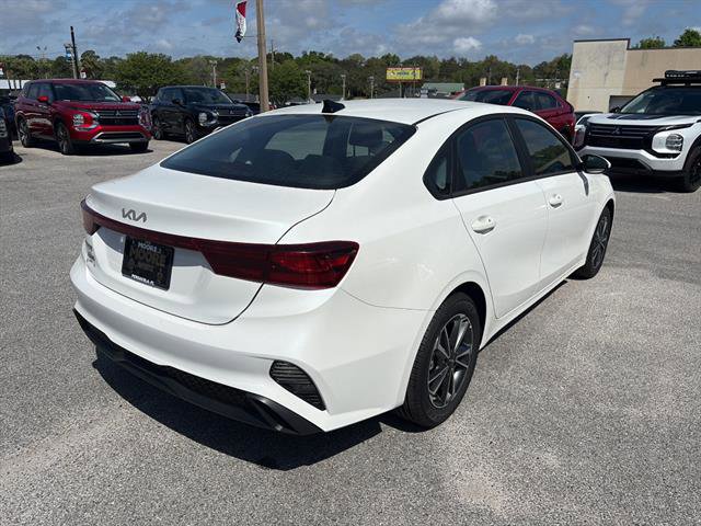 Used 2023 Kia Forte LXS FWD image 6