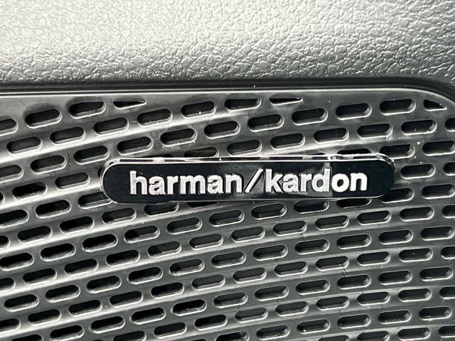 New 2026 Chrysler Pacifica Limited w/ Uconnect Theater Family Group image 19