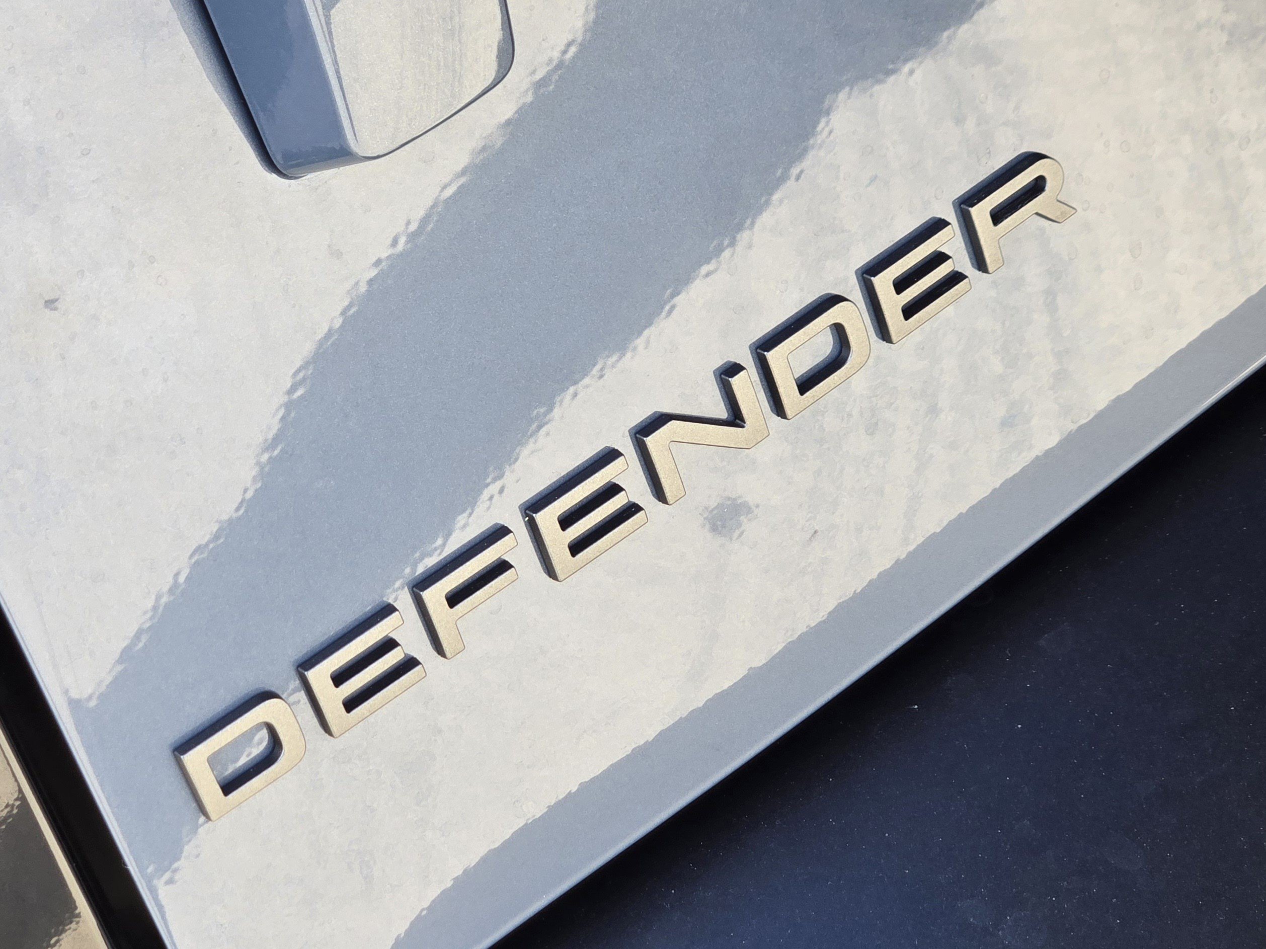 New 2026 Land Rover Defender 110 X-Dynamic SE AWD/4WD image 10