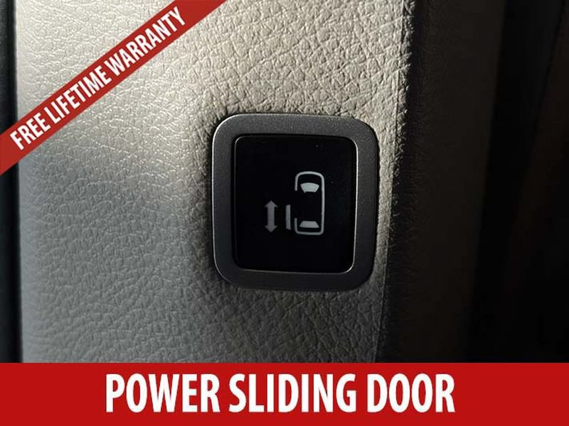 Used 2024 Chrysler Pacifica Limited FWD image 16