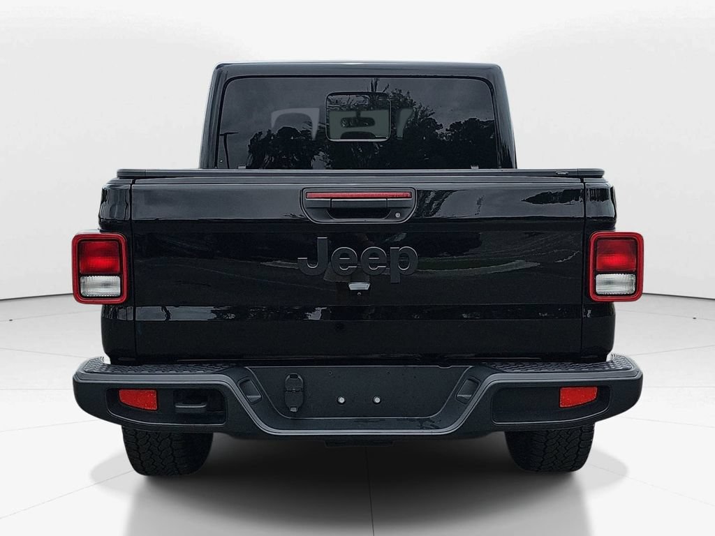 Used 2025 Jeep Gladiator Sport AWD/4WD image 7