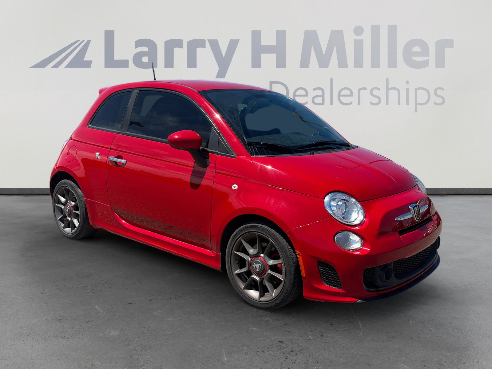 Used 2013 FIAT 500 Abarth FWD image 7