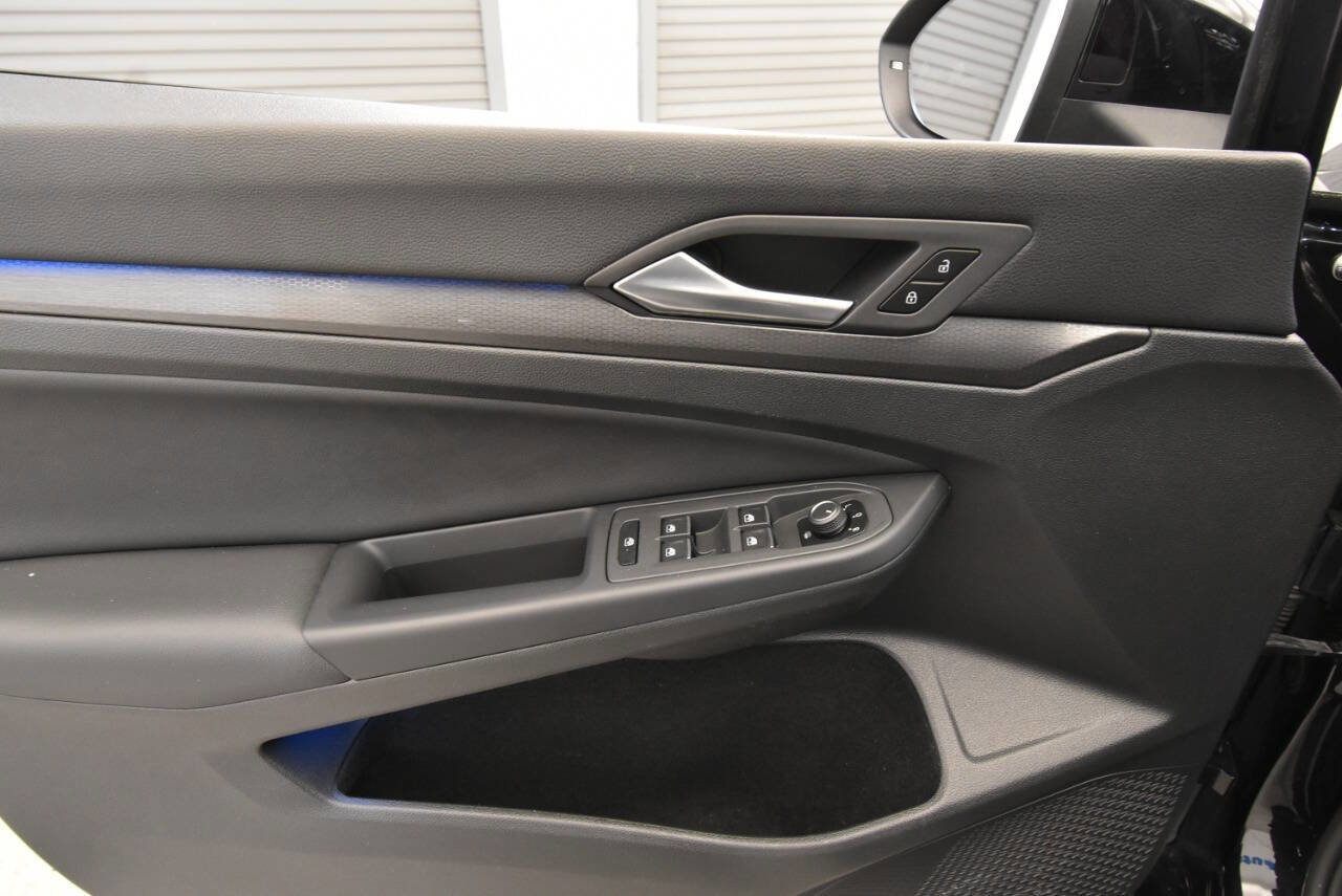 Used 2023 Volkswagen GTI Autobahn image 13