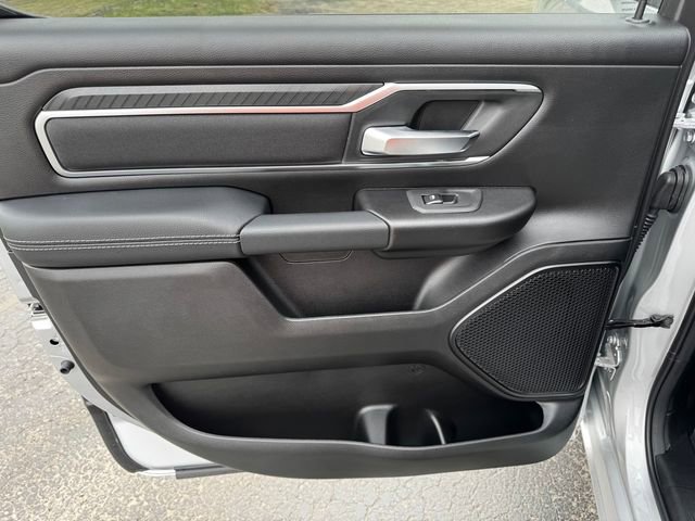 New 2026 RAM 1500 4x4 Crew Cab image 17