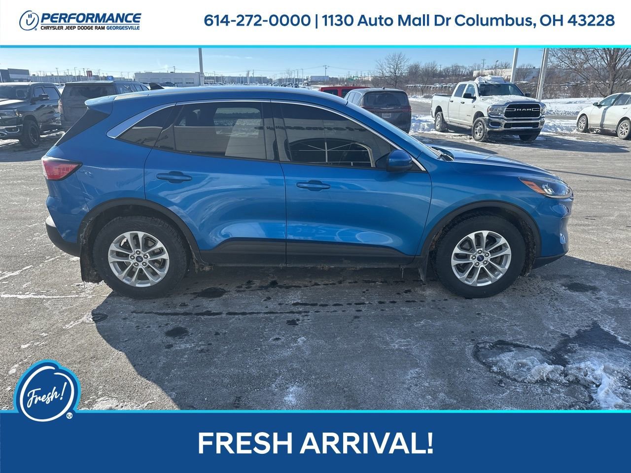 Used 2020 Ford Escape SE image 3
