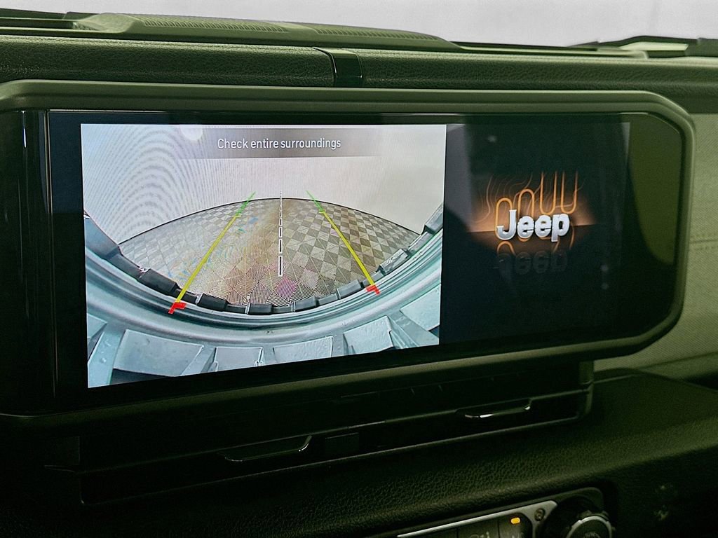 Used 2025 Jeep Wrangler Sport image 20