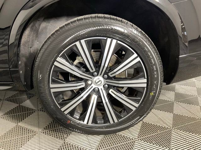 Certified 2024 Volvo XC90 B5 Core w/ Protection Package Premier image 39