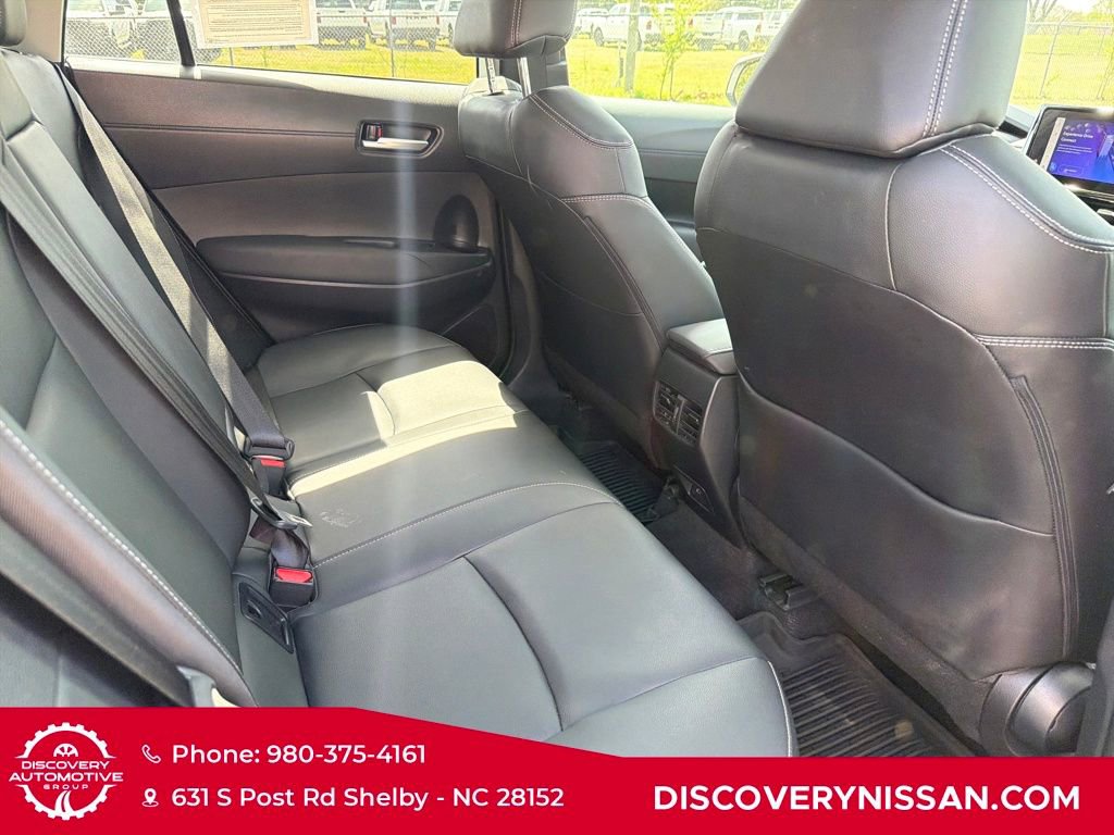 Used 2023 Toyota Corolla Cross XLE w/ Convenience Package image 35