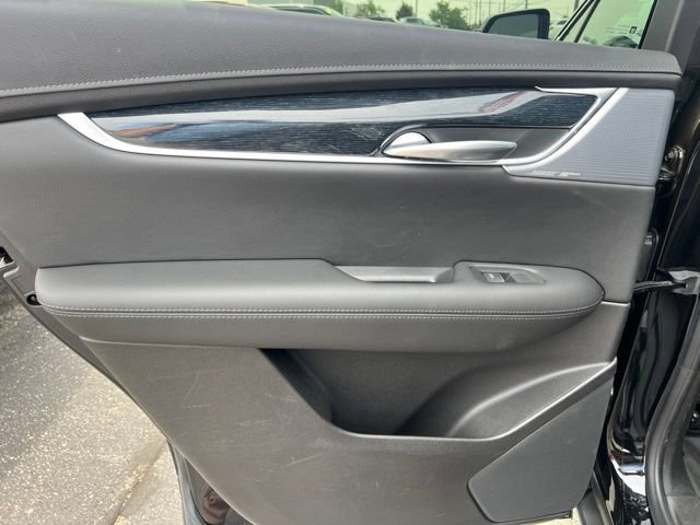 Used 2024 Cadillac XT5 Premium Luxury w/ LPO, Floor Liner Package AWD/4WD image 19