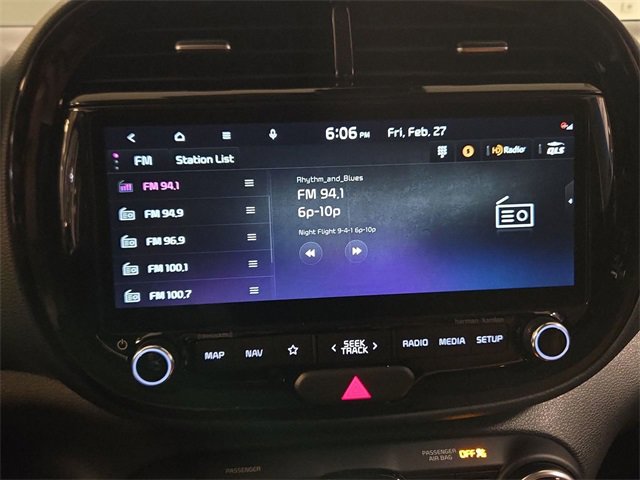 Used 2025 Kia Soul EX image 16