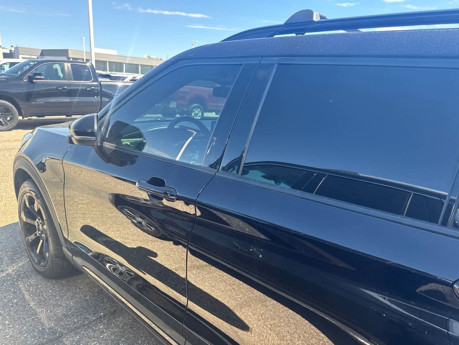 Used 2023 Ford Explorer ST w/ Equipment Group 401A AWD/4WD image 11