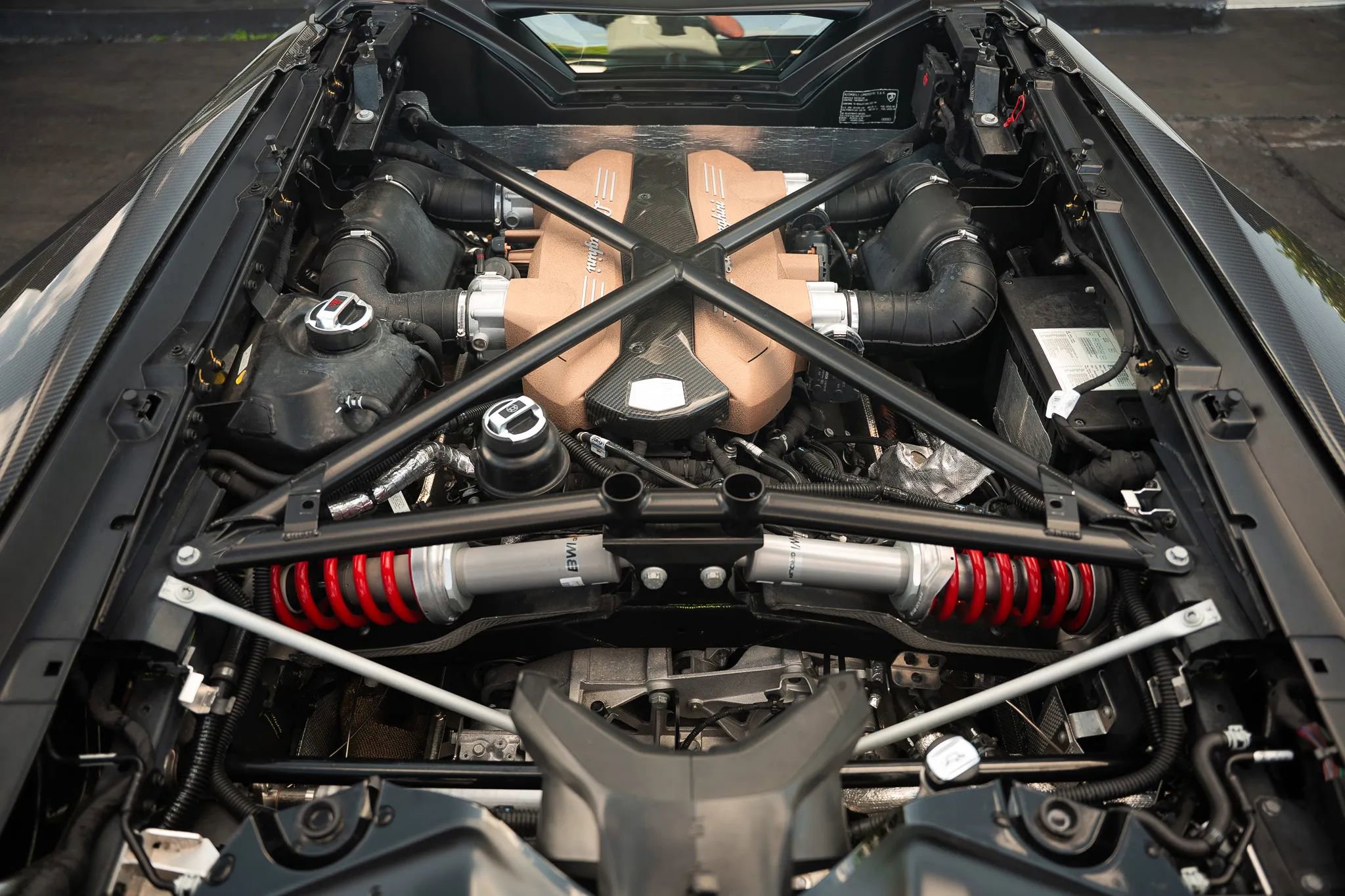 Used 2021 Lamborghini Aventador SVJ AWD/4WD image 31