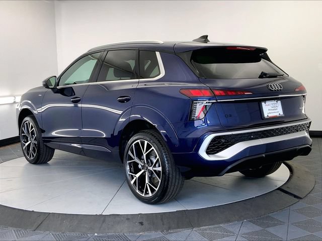 New 2026 Audi Q3 quattro 2.0T AWD/4WD image 3