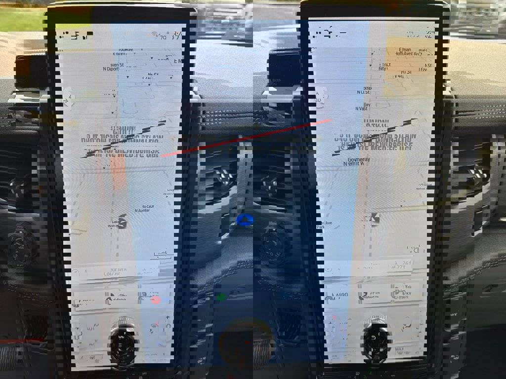 New 2025 Ford F150 Lightning Flash image 27