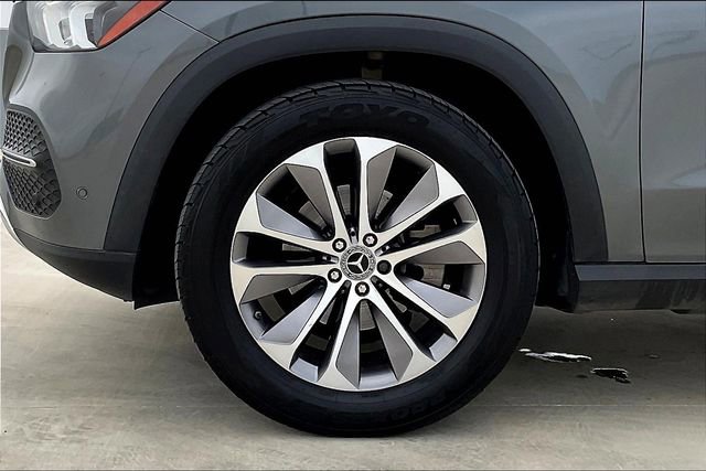 Used 2022 Mercedes-Benz GLE 350 4MATIC w/ Premium Package image 9