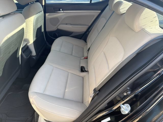 Used 2017 Hyundai Elantra Value Edition FWD image 22