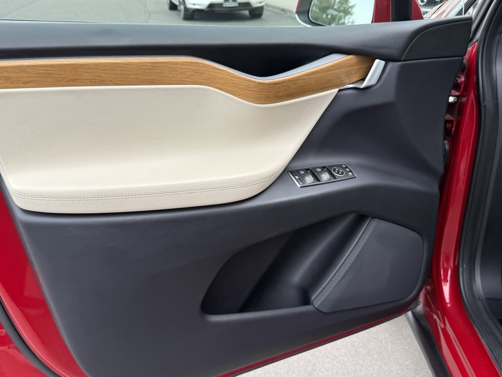 Used 2019 Tesla Model X 100D image 20