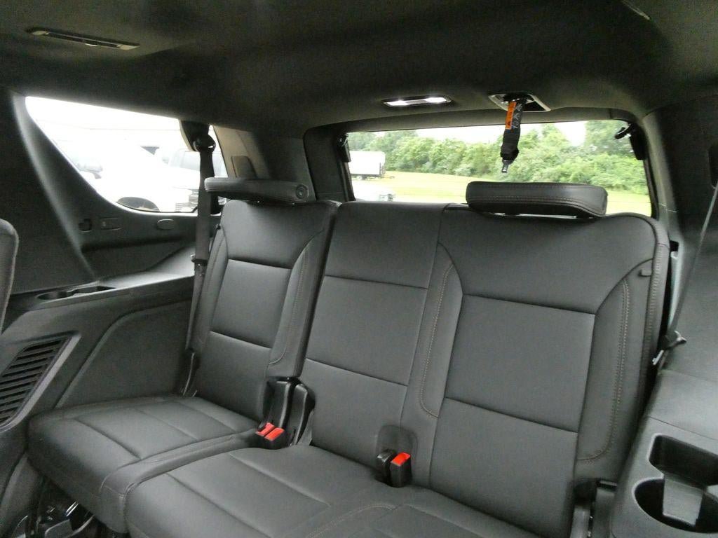 New 2026 Chevrolet Tahoe High Country AWD/4WD image 15