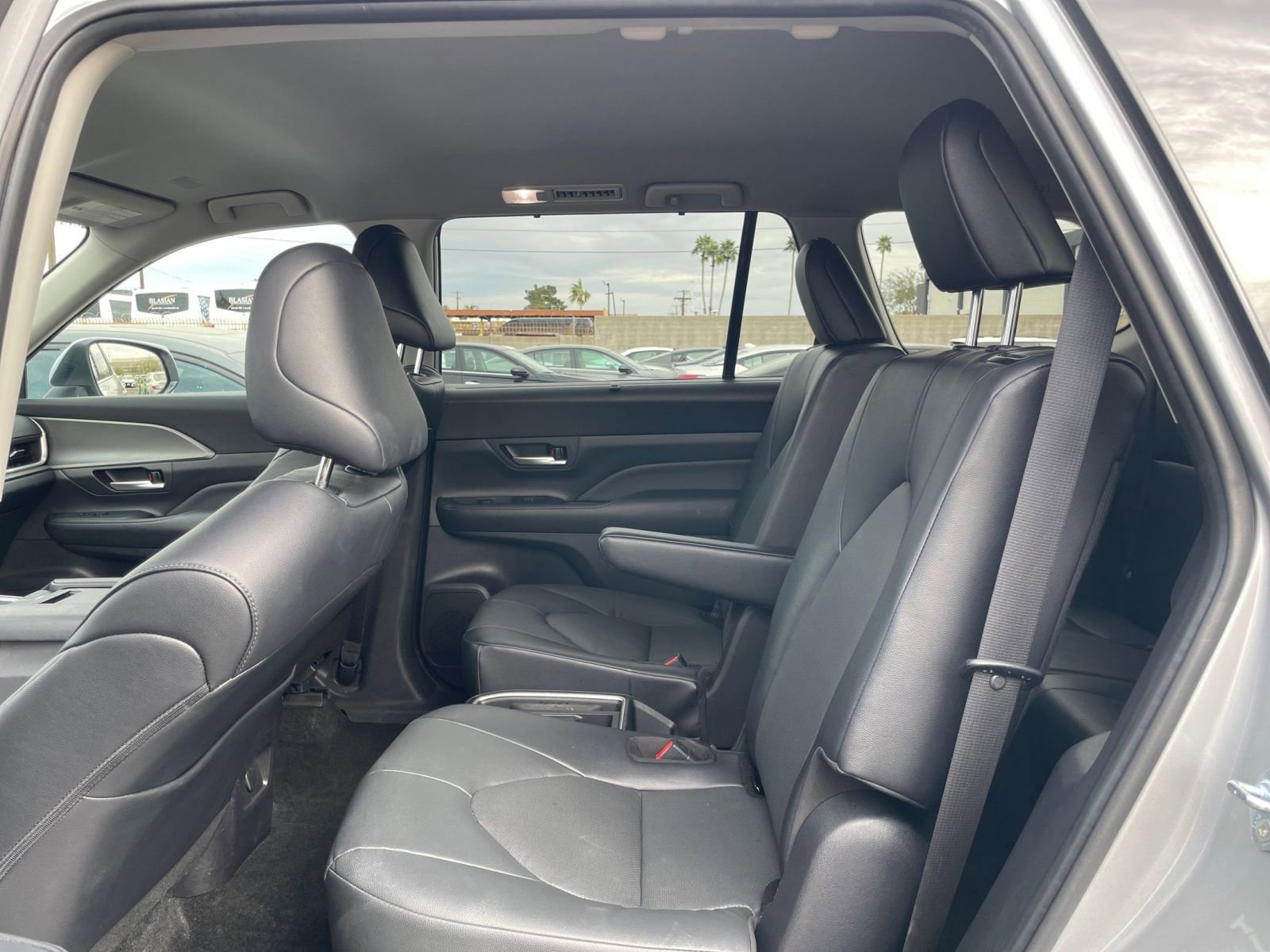 Used 2025 Toyota Grand Highlander FWD image 27