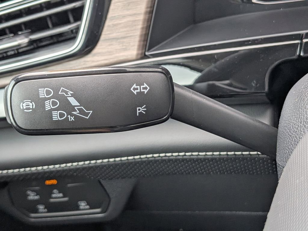 New 2026 Volkswagen Atlas SEL Premium R-Line image 31