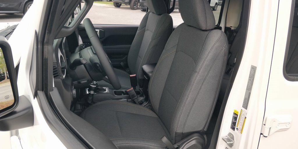 New 2025 Jeep Gladiator Sport image 31