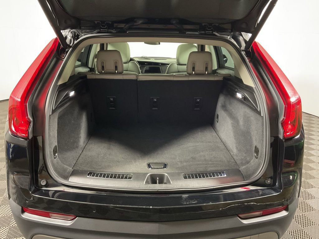 Used 2020 Cadillac XT4 Premium Luxury w/ Driver Awareness Package image 15