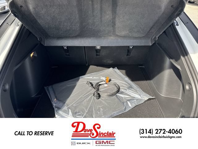 New 2026 Buick Envista Sport Touring w/ Convenience II Package FWD image 22