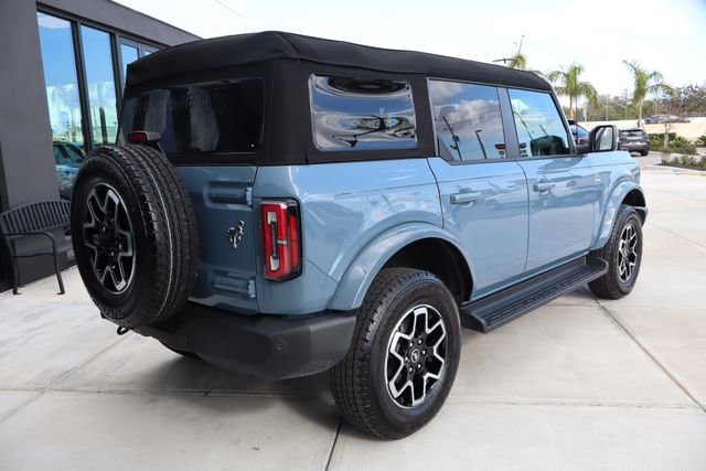 Used 2025 Ford Bronco Outer Banks image 3