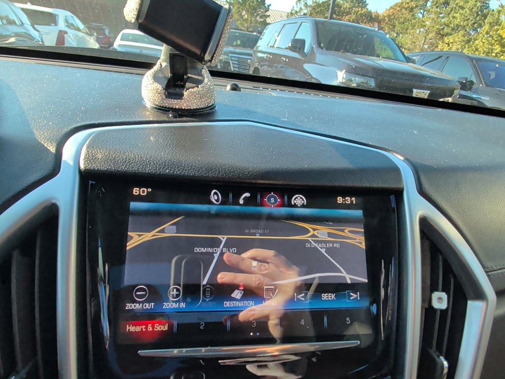 Used 2016 Cadillac SRX Luxury w/ Driver Awareness Package FWD image 16