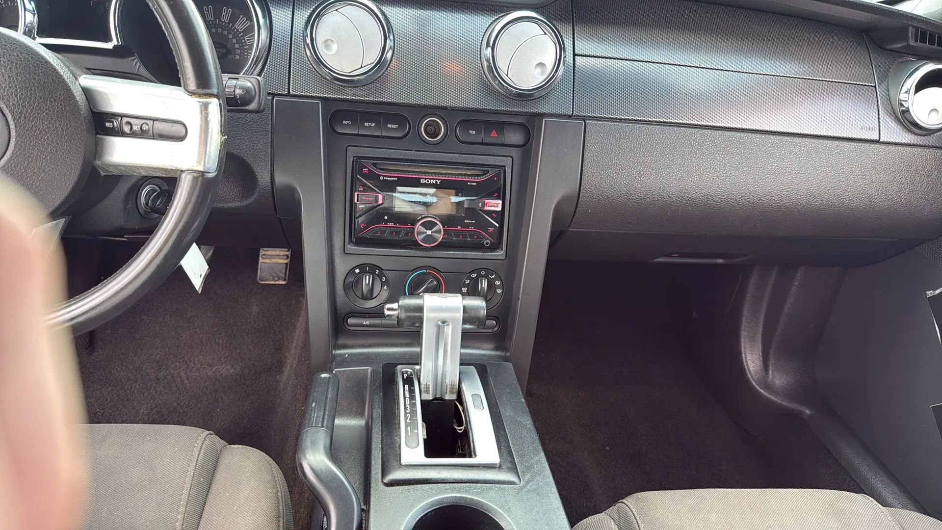 Used 2007 Ford Mustang GT image 10