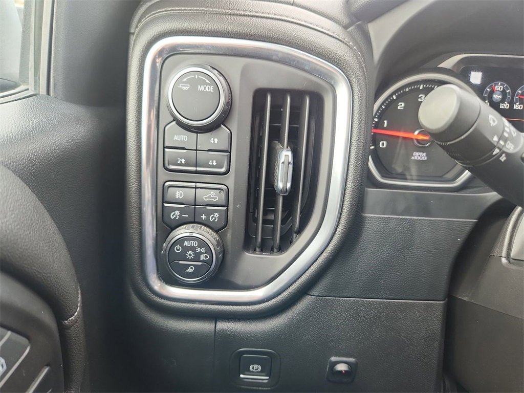 Used 2022 Chevrolet Silverado 1500 High Country image 18