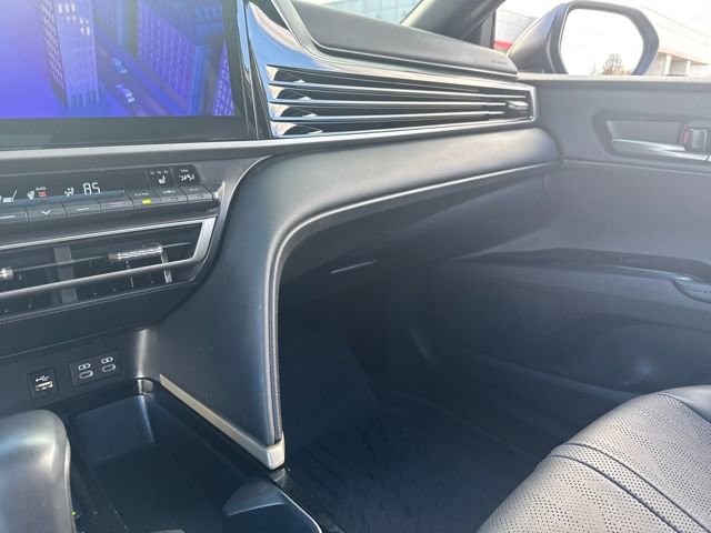 Used 2025 Toyota Camry XSE image 22