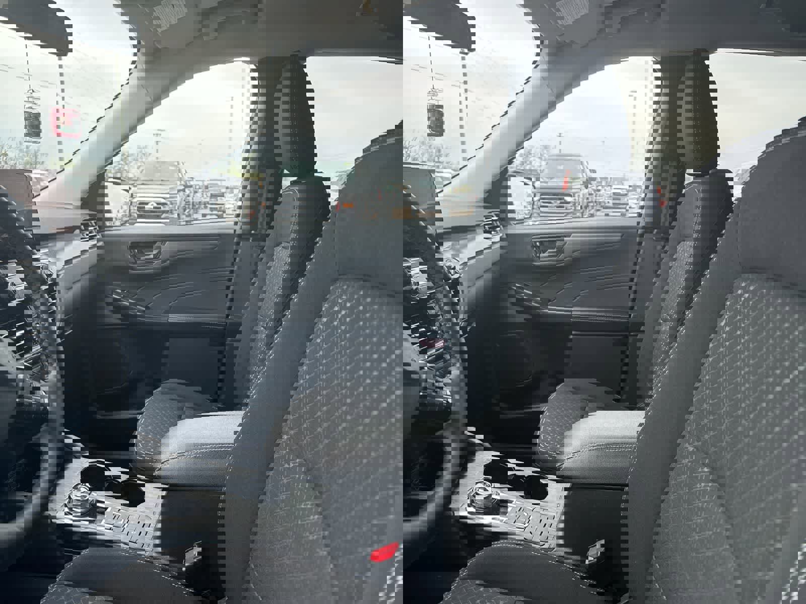 Used 2024 Ford Escape Active AWD/4WD image 29