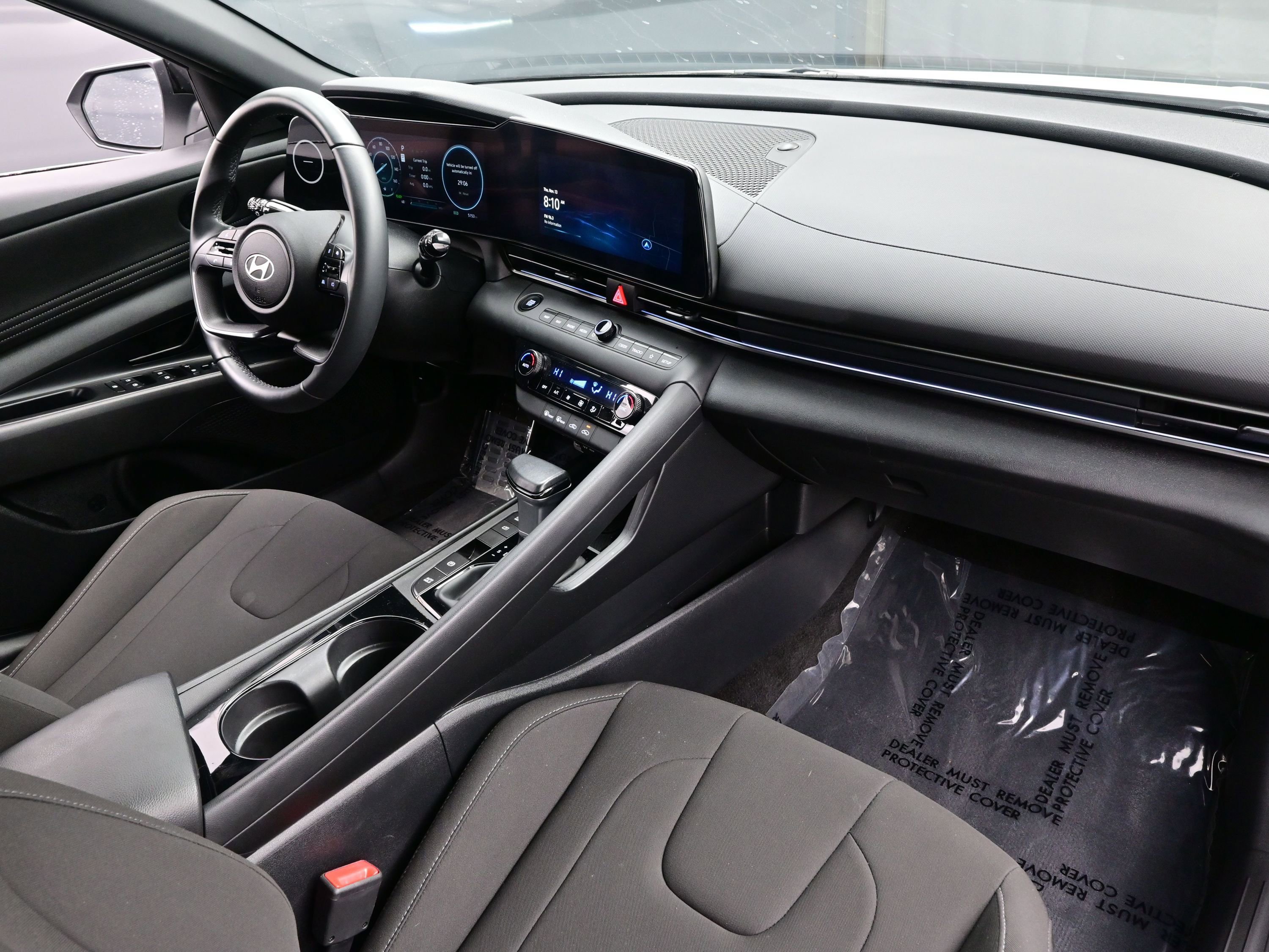 Certified 2025 Hyundai Elantra SEL image 15