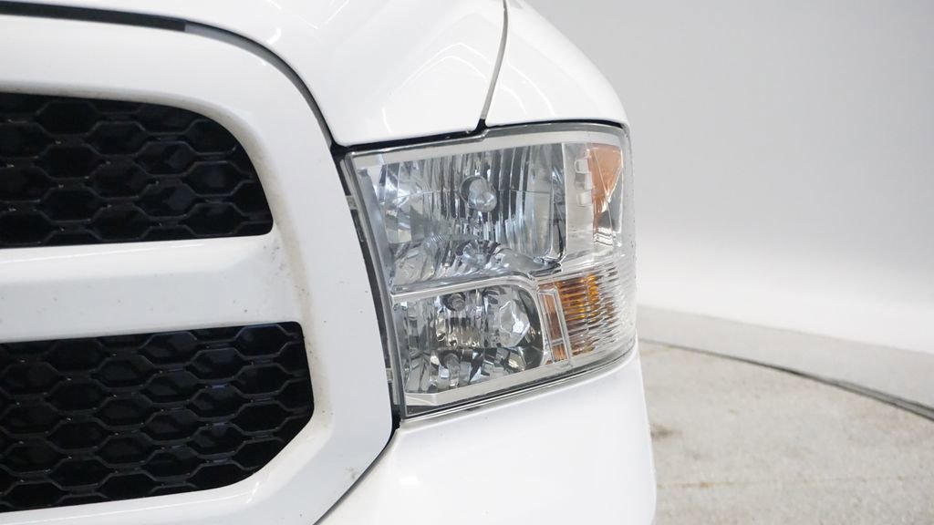 Used 2016 RAM 1500 Express image 12