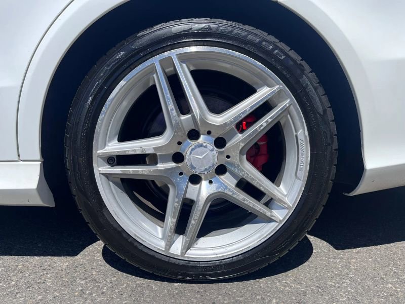 Used 2015 Mercedes-Benz E 400 4MATIC Sedan image 28