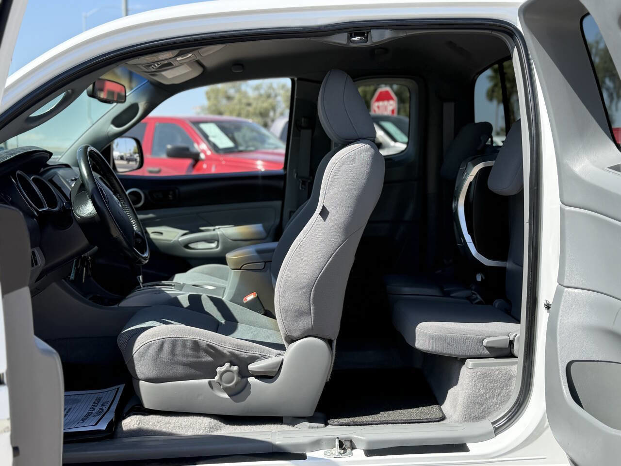 Used 2009 Toyota Tacoma PreRunner image 24