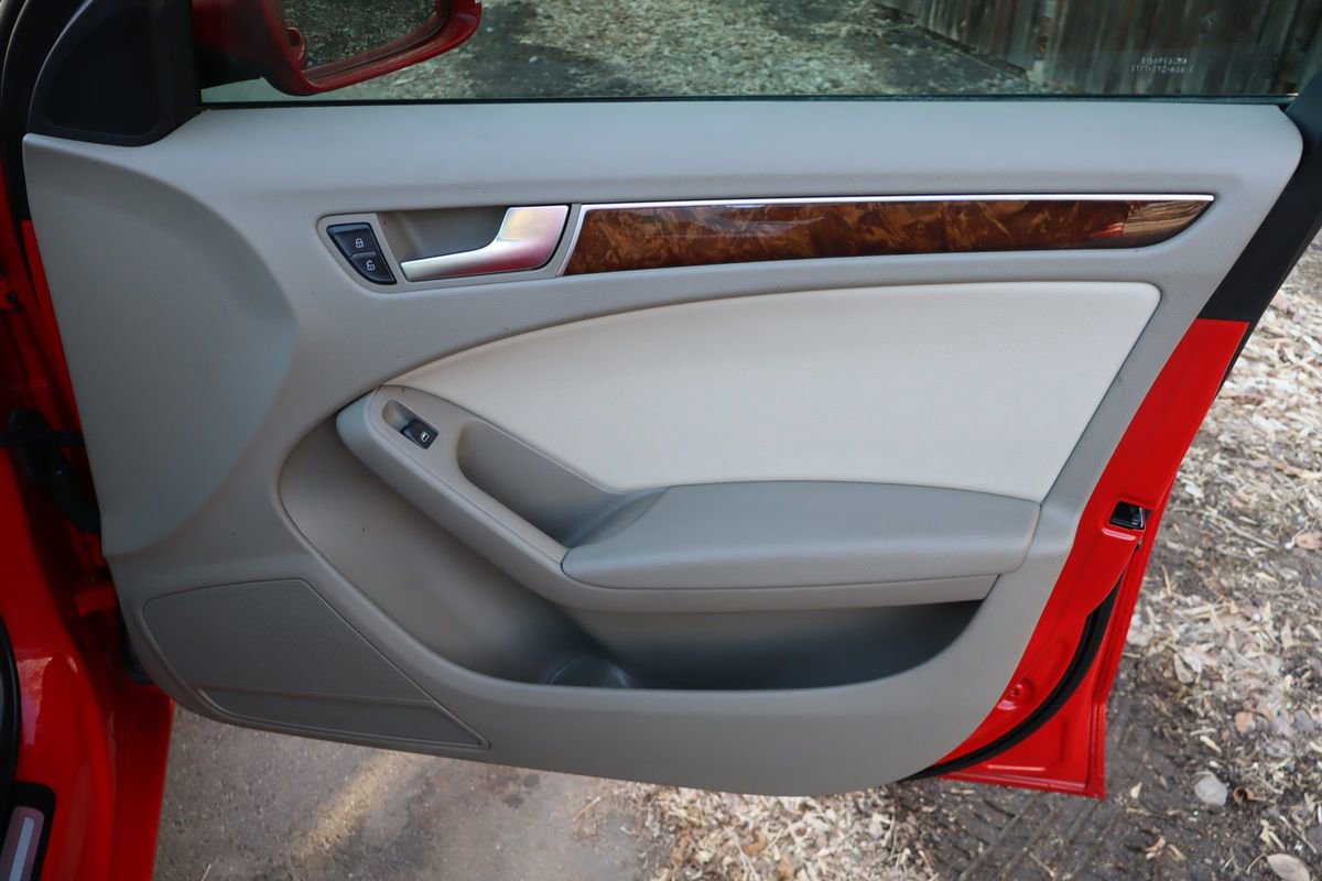 Used 2011 Audi A4 2.0T Premium image 22