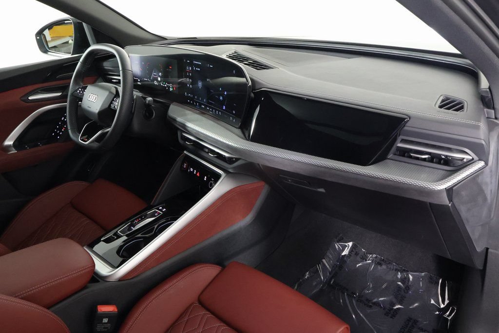 Used 2025 Audi SQ5 Premium Plus AWD/4WD image 9