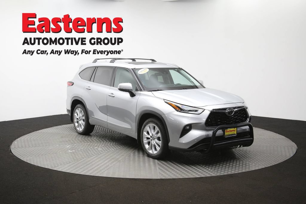 Used 2021 Toyota Highlander Limited AWD/4WD image 54
