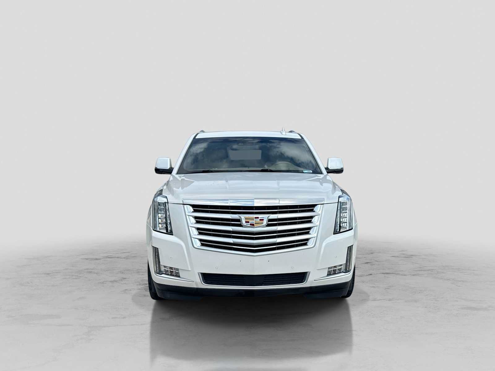 Used 2018 Cadillac Escalade ESV Platinum AWD/4WD image 9