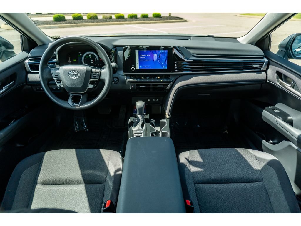 Used 2026 Toyota Camry LE FWD image 21