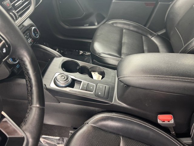 Used 2022 Ford Escape SEL image 15