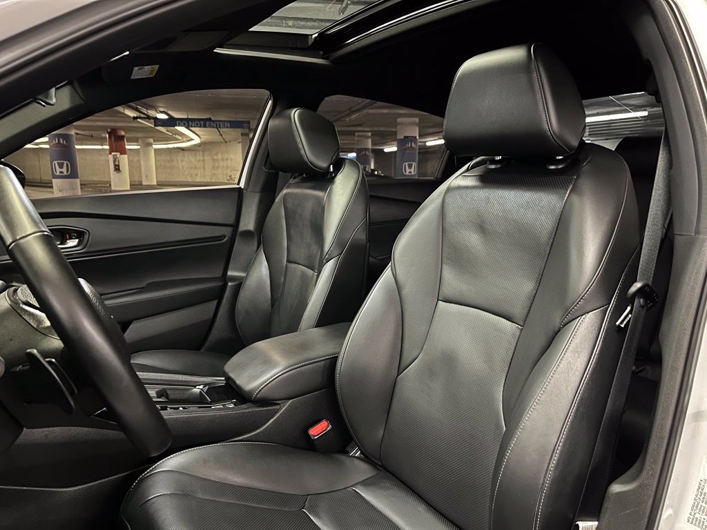 Used 2025 Honda Accord Sport image 18