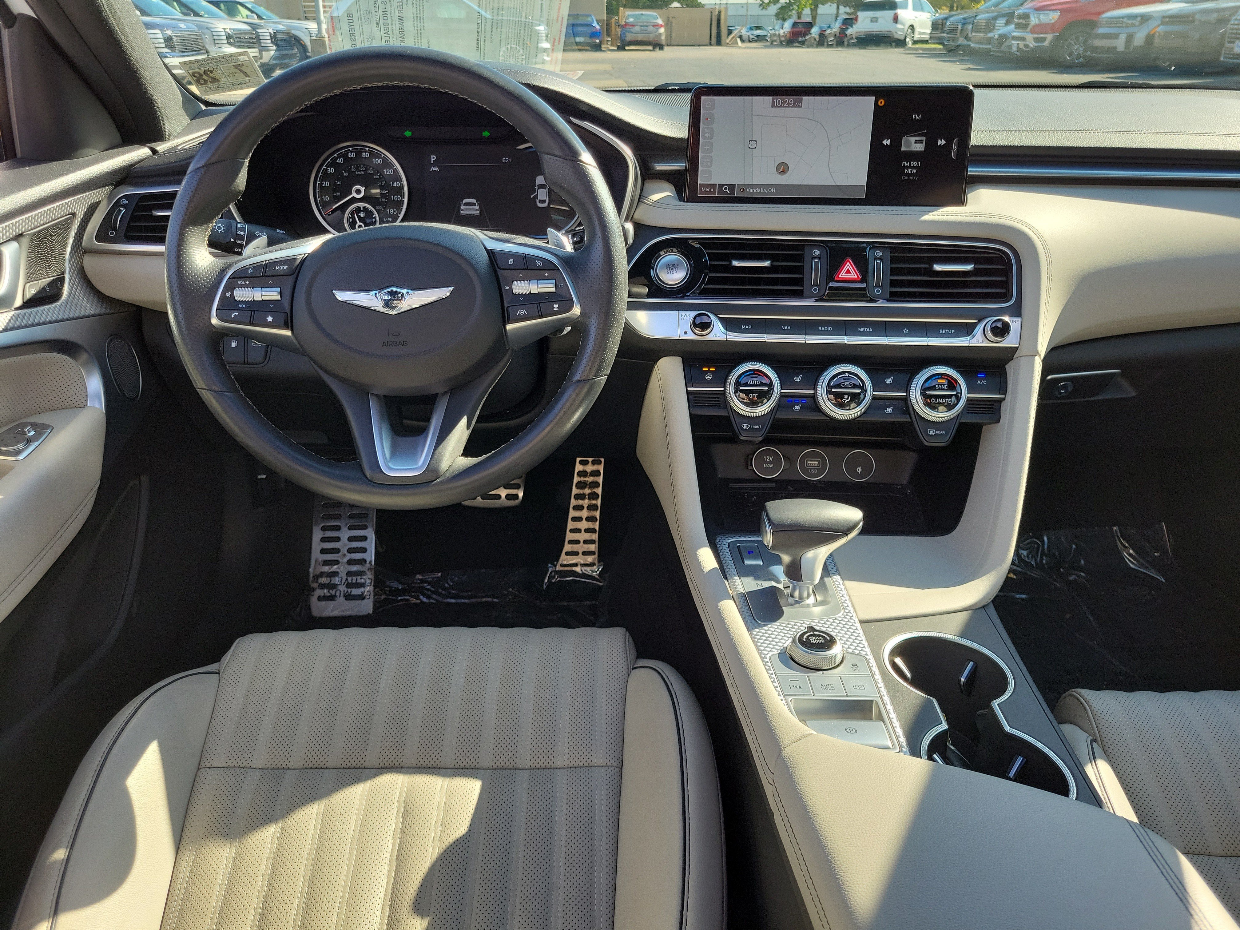 Used 2023 Genesis G70 2.0T w/ Sport Prestige Package AWD/4WD image 10